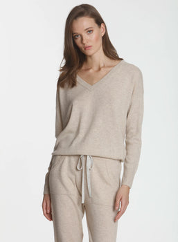 L&T BF Vee Sweater Cashmere, Oatmeal-LABEL+thread