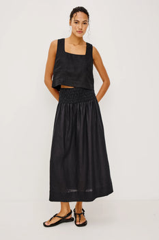 Alessa, Black Linen-Rails